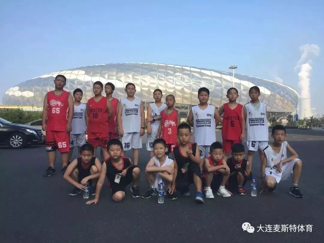 篮球艰苦训练的句子简短英语_1